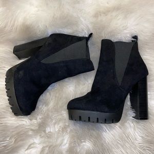 Black 4.5in Bootie